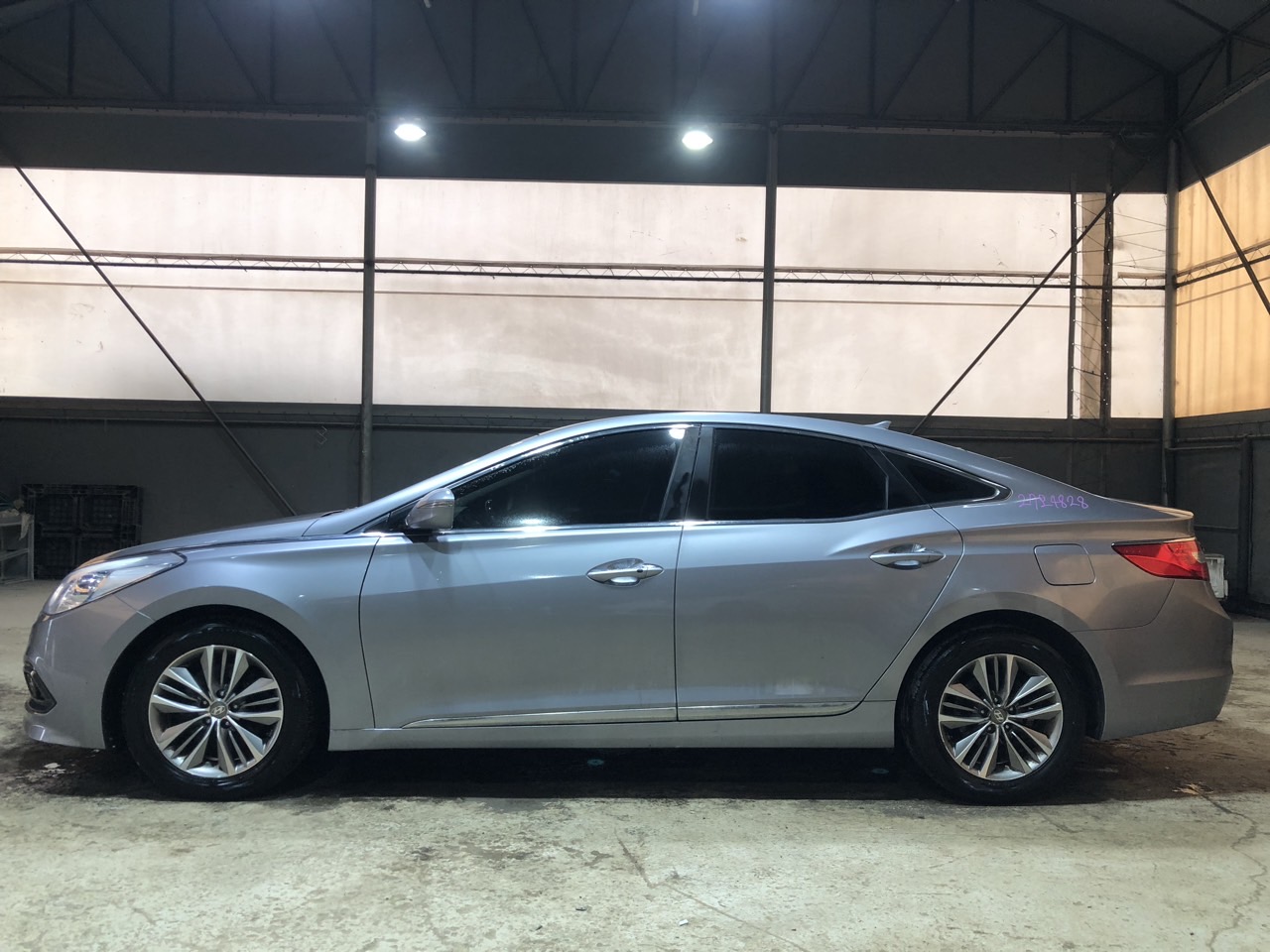 2016 Hyundai Grandeur HG