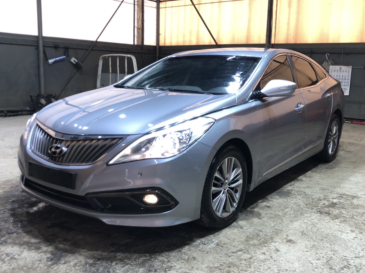 2016 Hyundai Grandeur HG