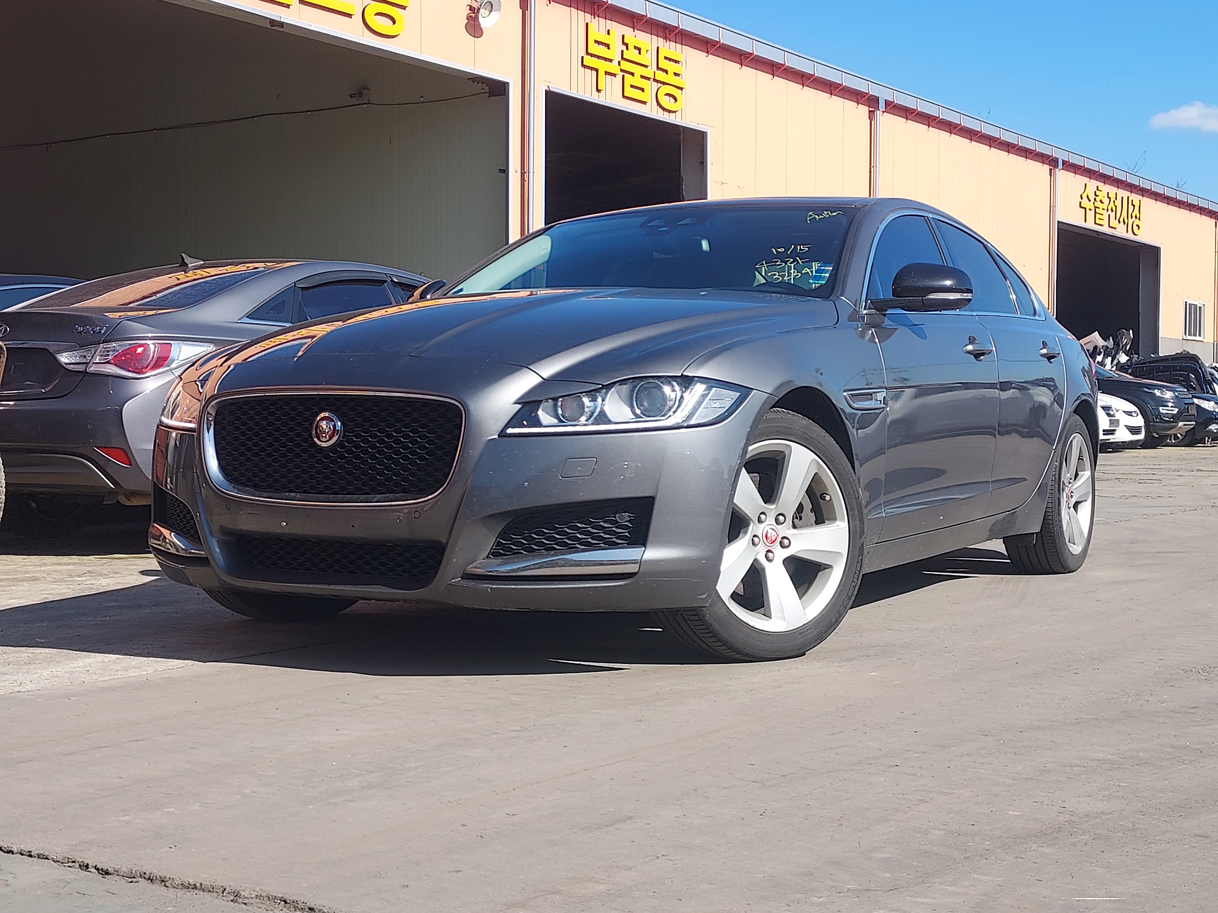 2018 Jaguar XF