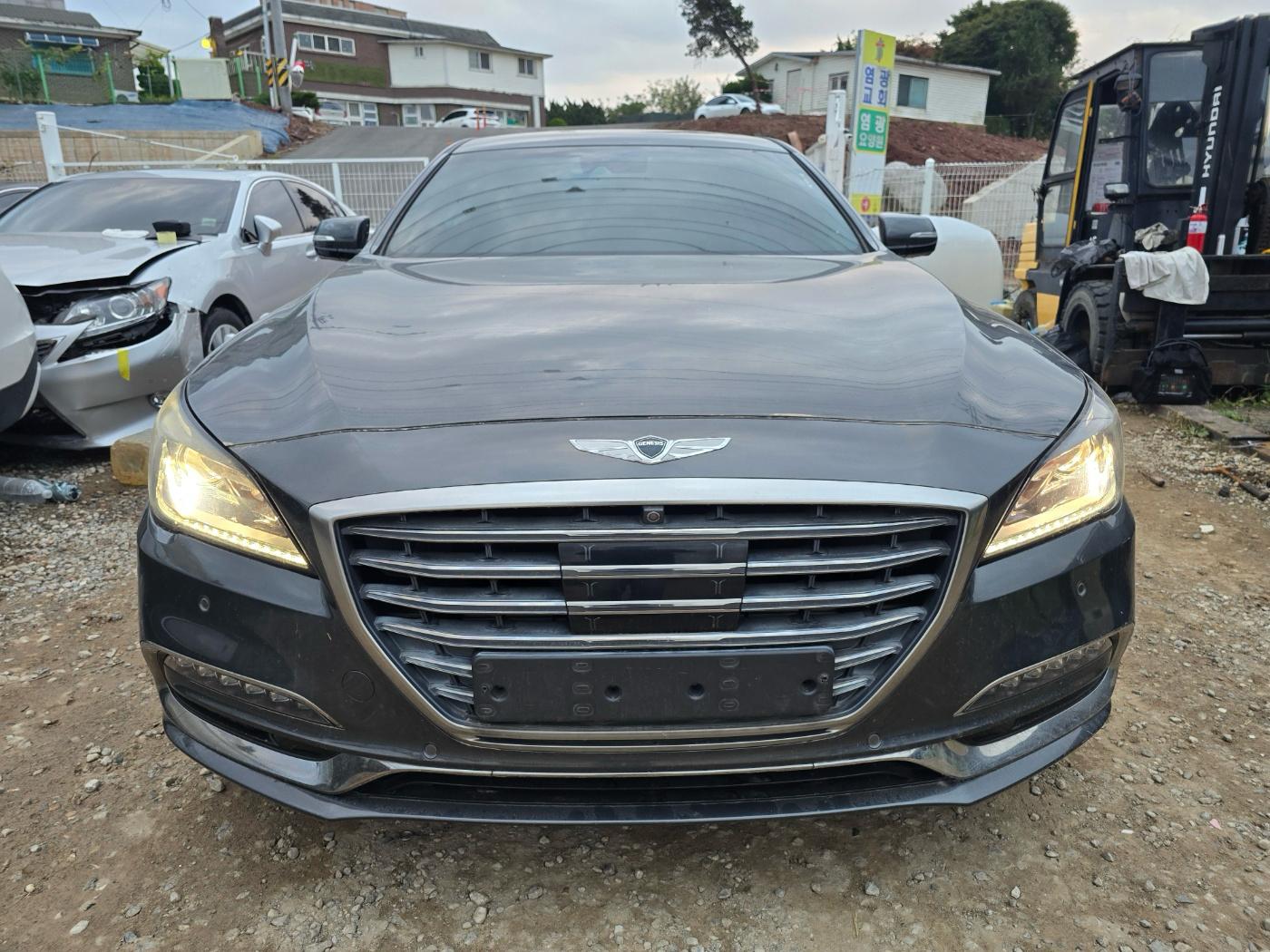 2017 Genesis G80