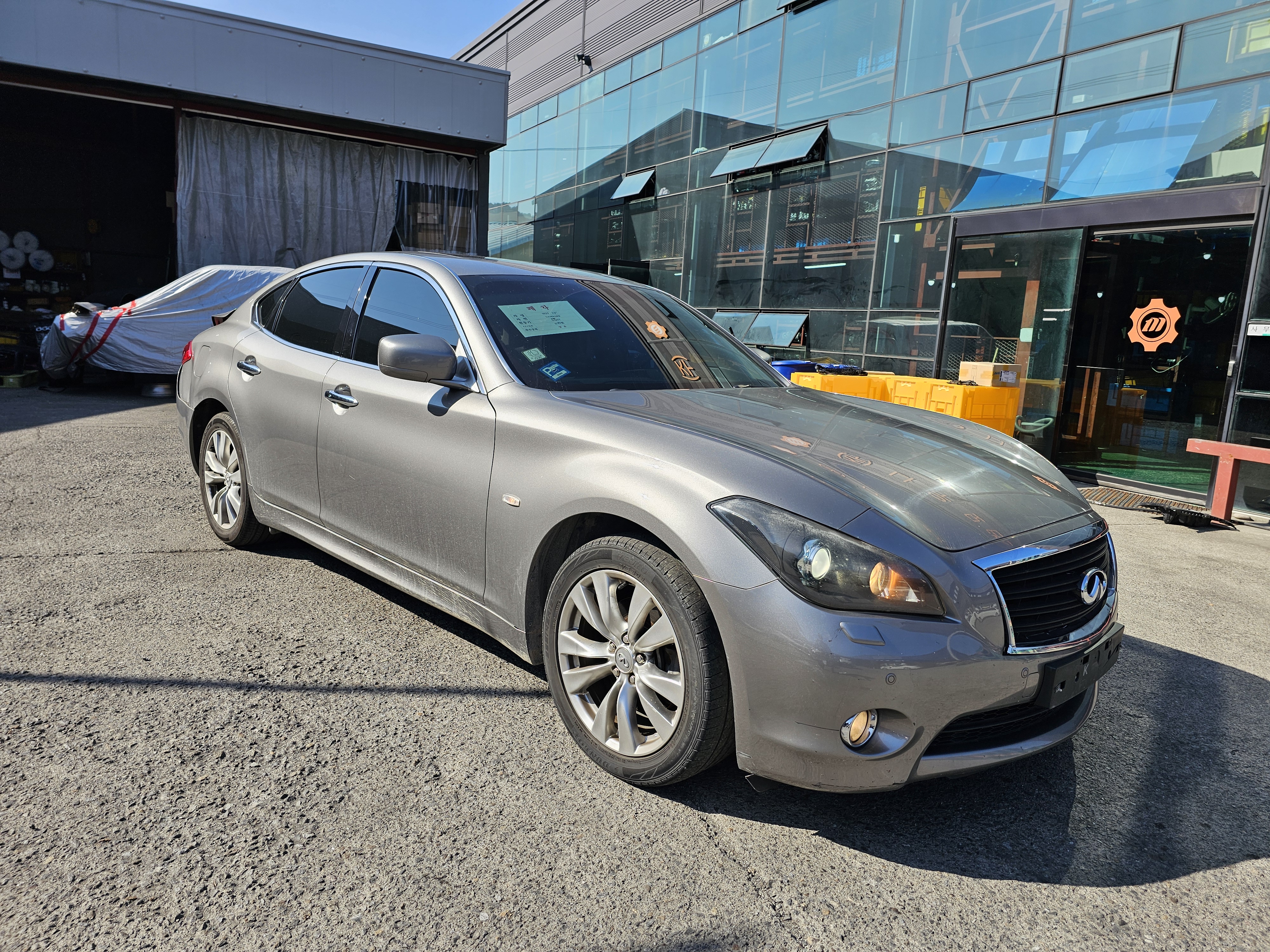 2013 Infiniti M37