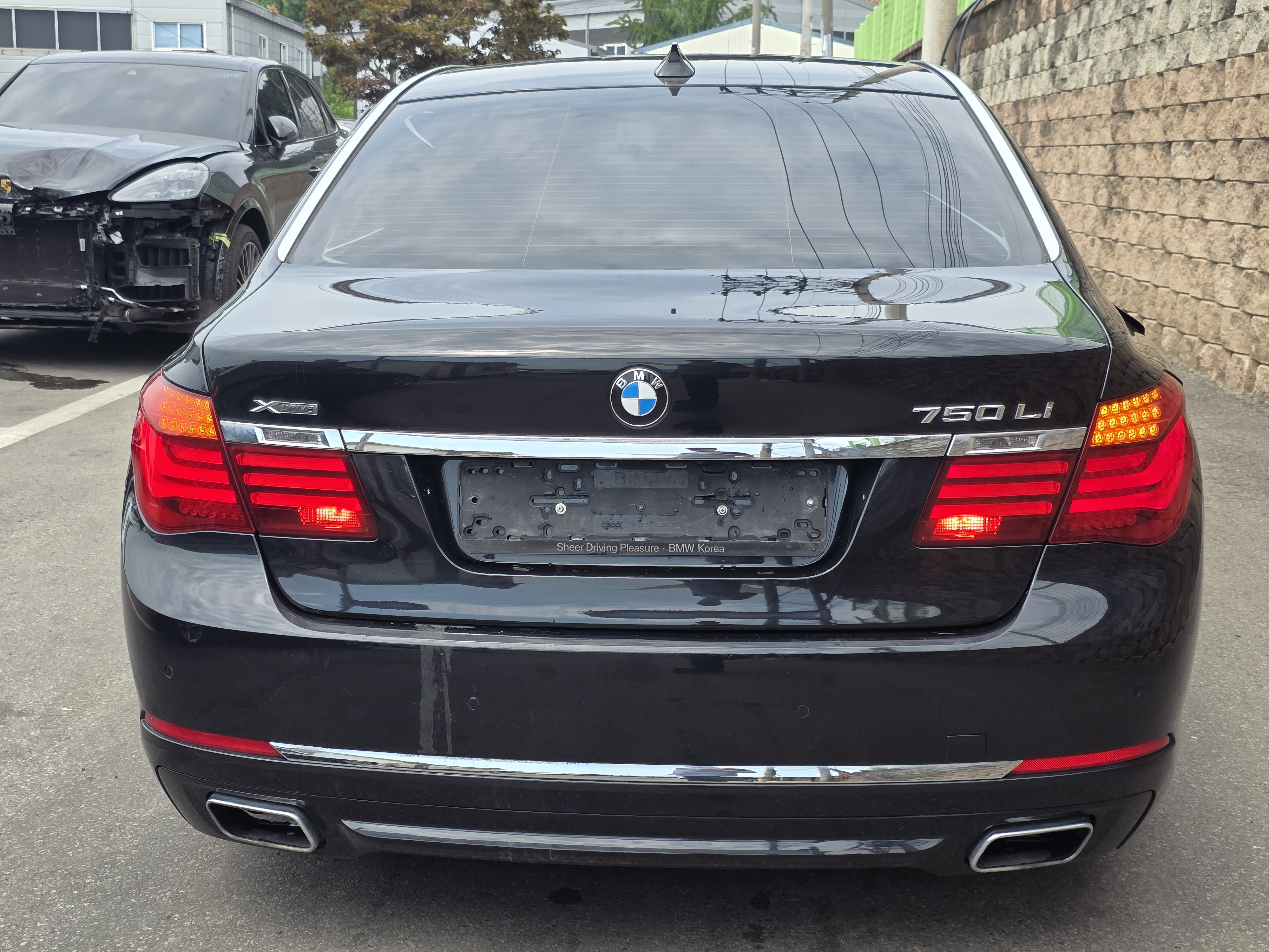 2013 BMW 7 Series (F01)