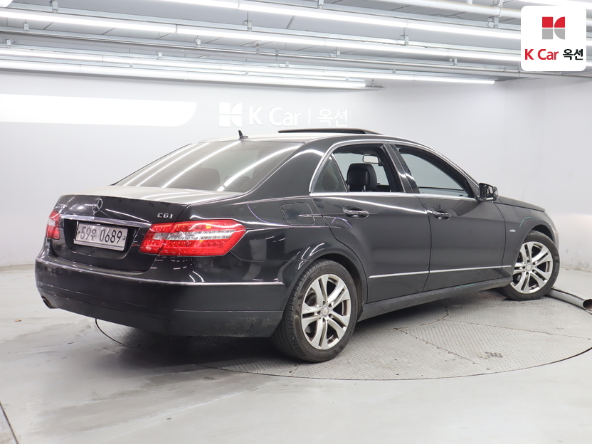 2010 Mercedes Benz E Class W212