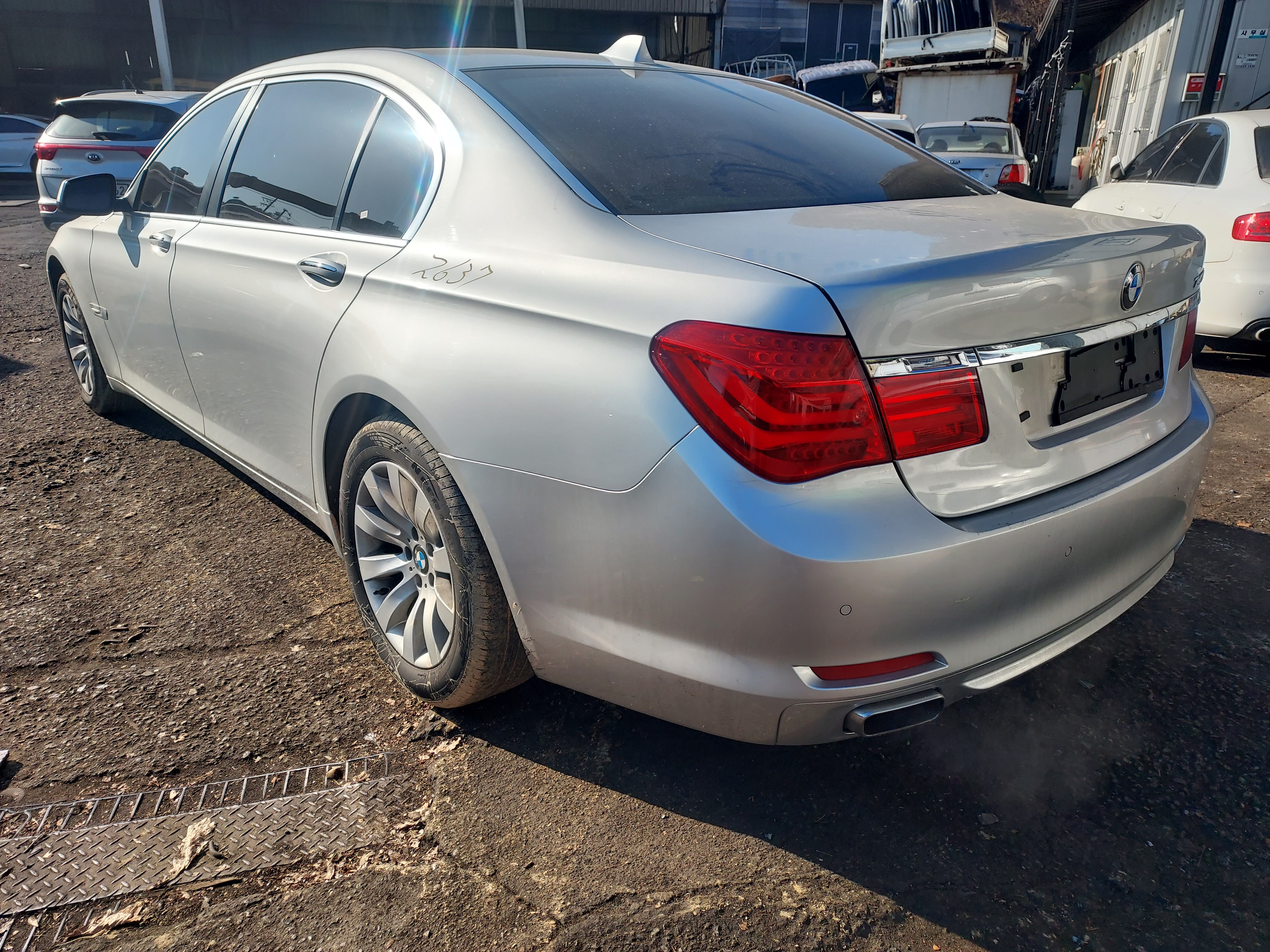 2010 BMW 7 Series (F01)