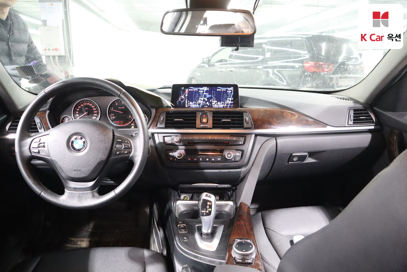 2014 BMW 3 Series (F30)