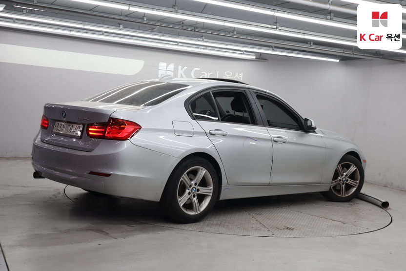 2014 BMW 3 Series (F30)