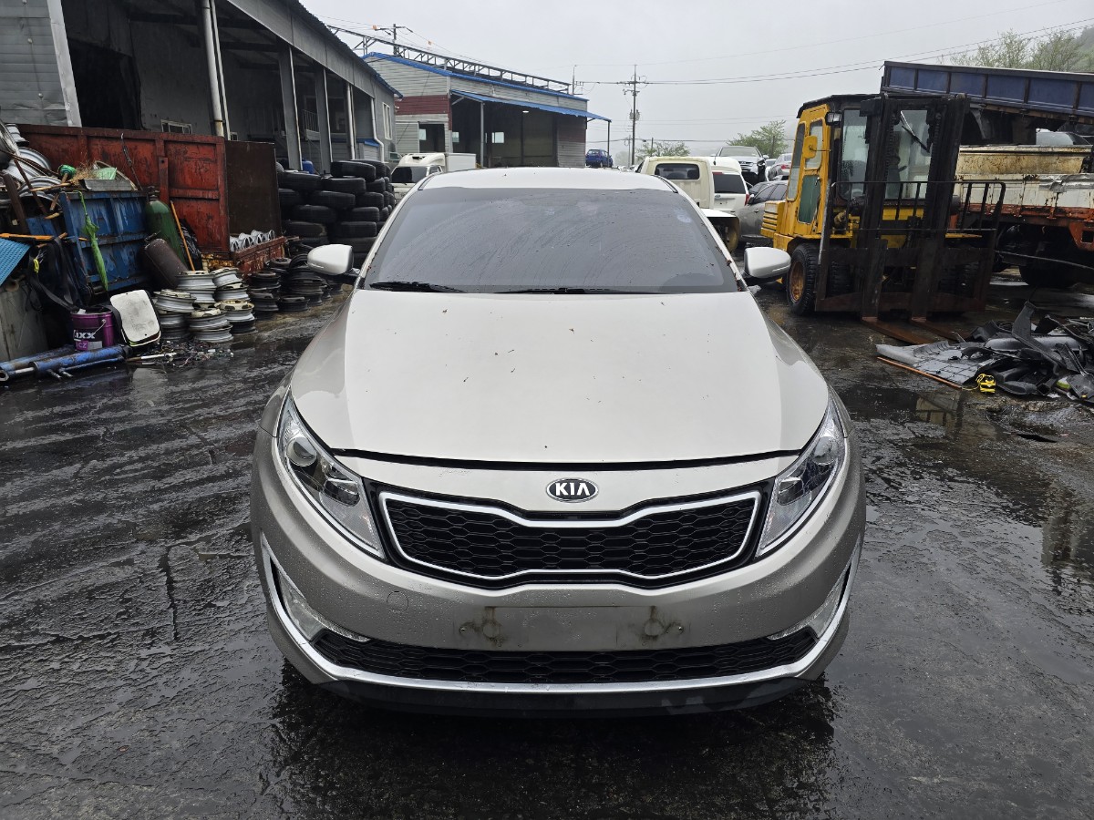 2013 Kia K5 Hybrid
