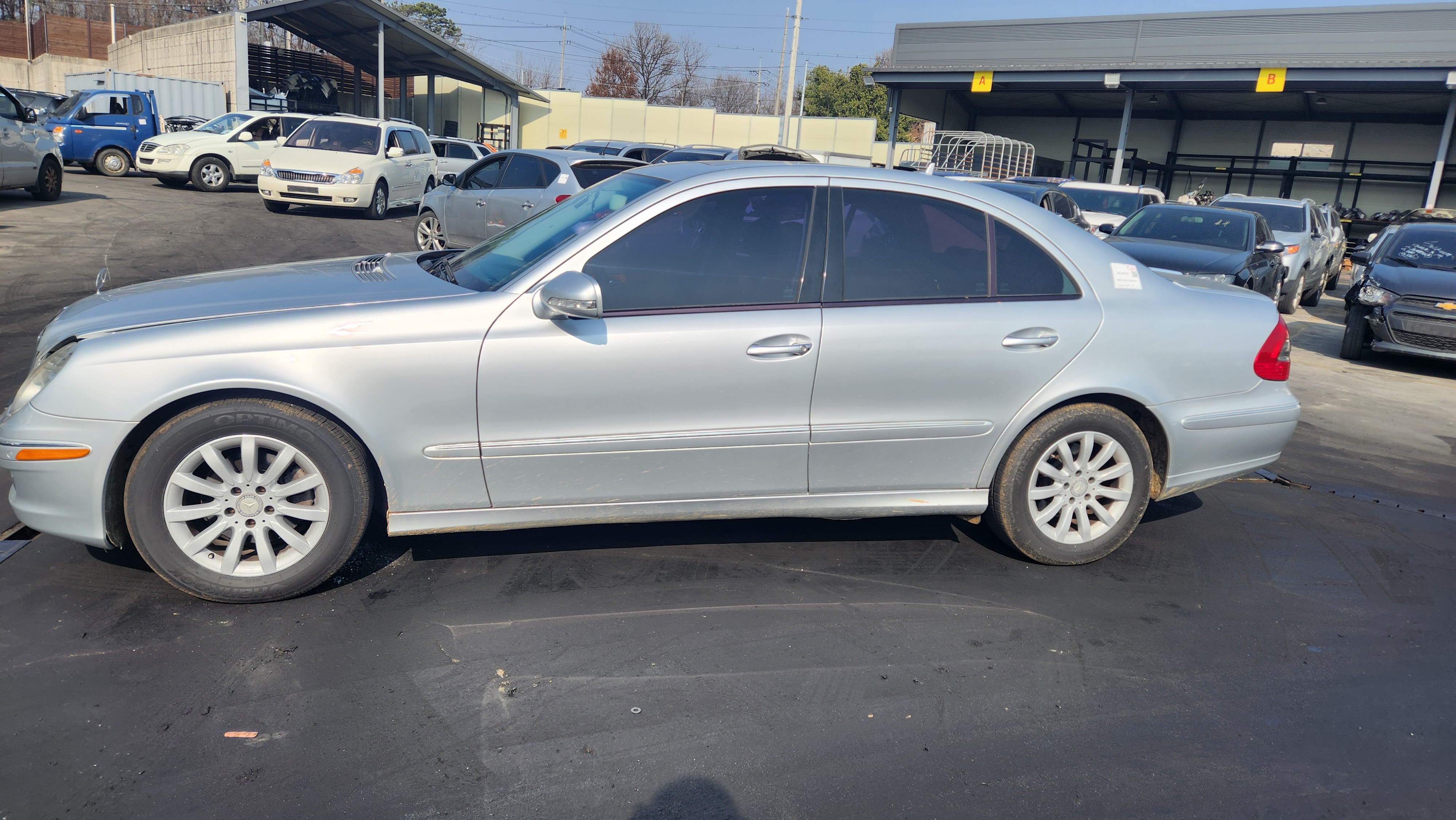 2009 Mercedes Benz E Class W211