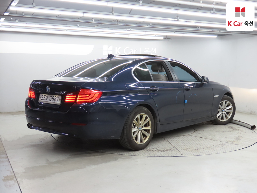 2012 BMW 5 Series (F10)
