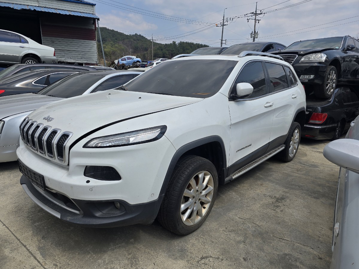 2015 Jeep Cherokee(KL)