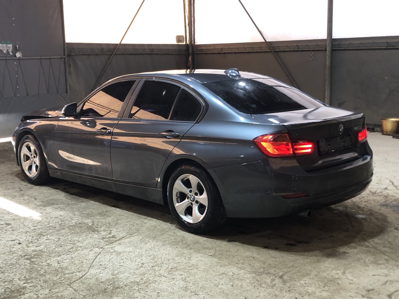 2015 BMW 3 Series (F30)