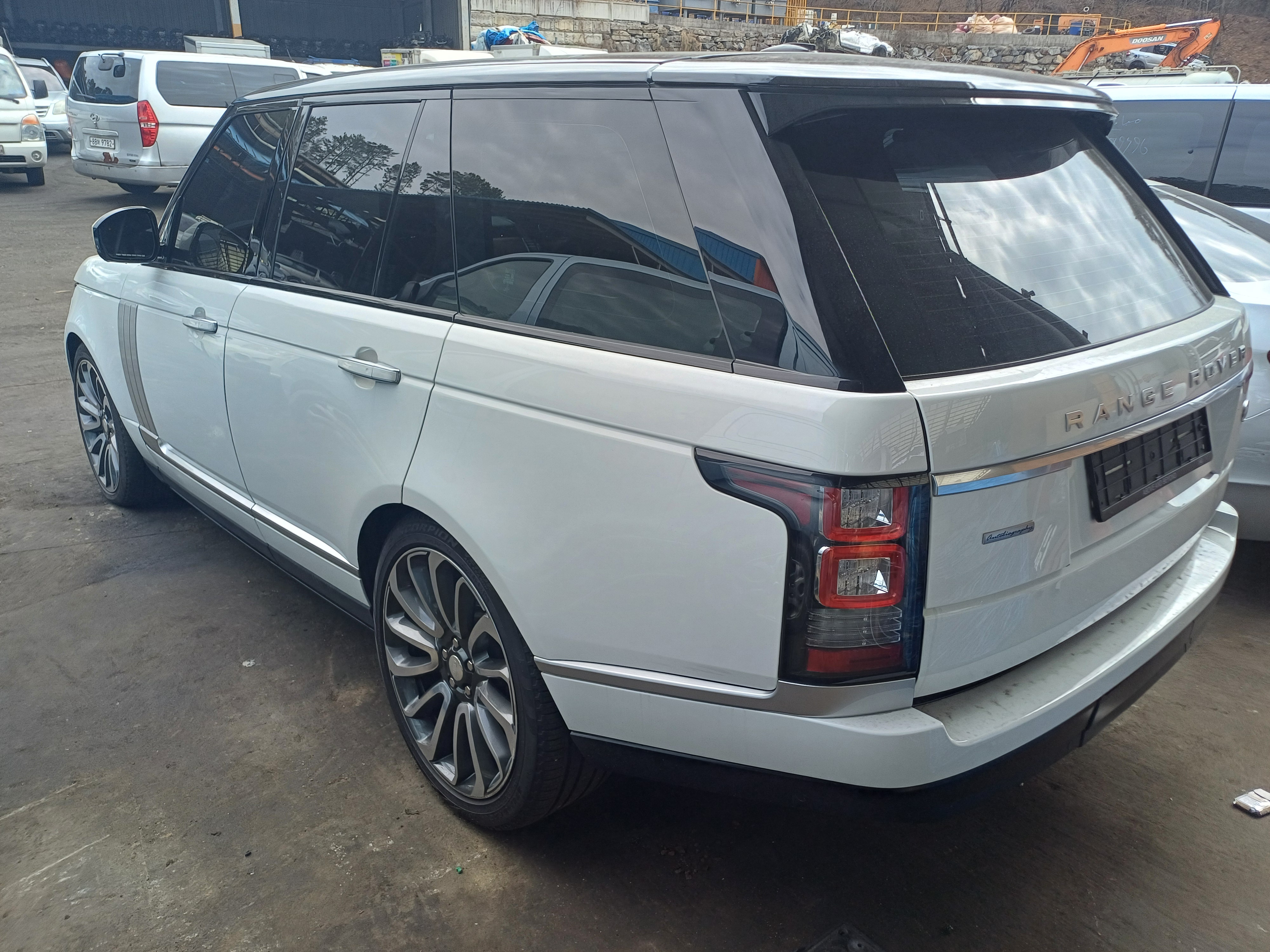 2014 Land Rover RANGE ROVER 4.4D