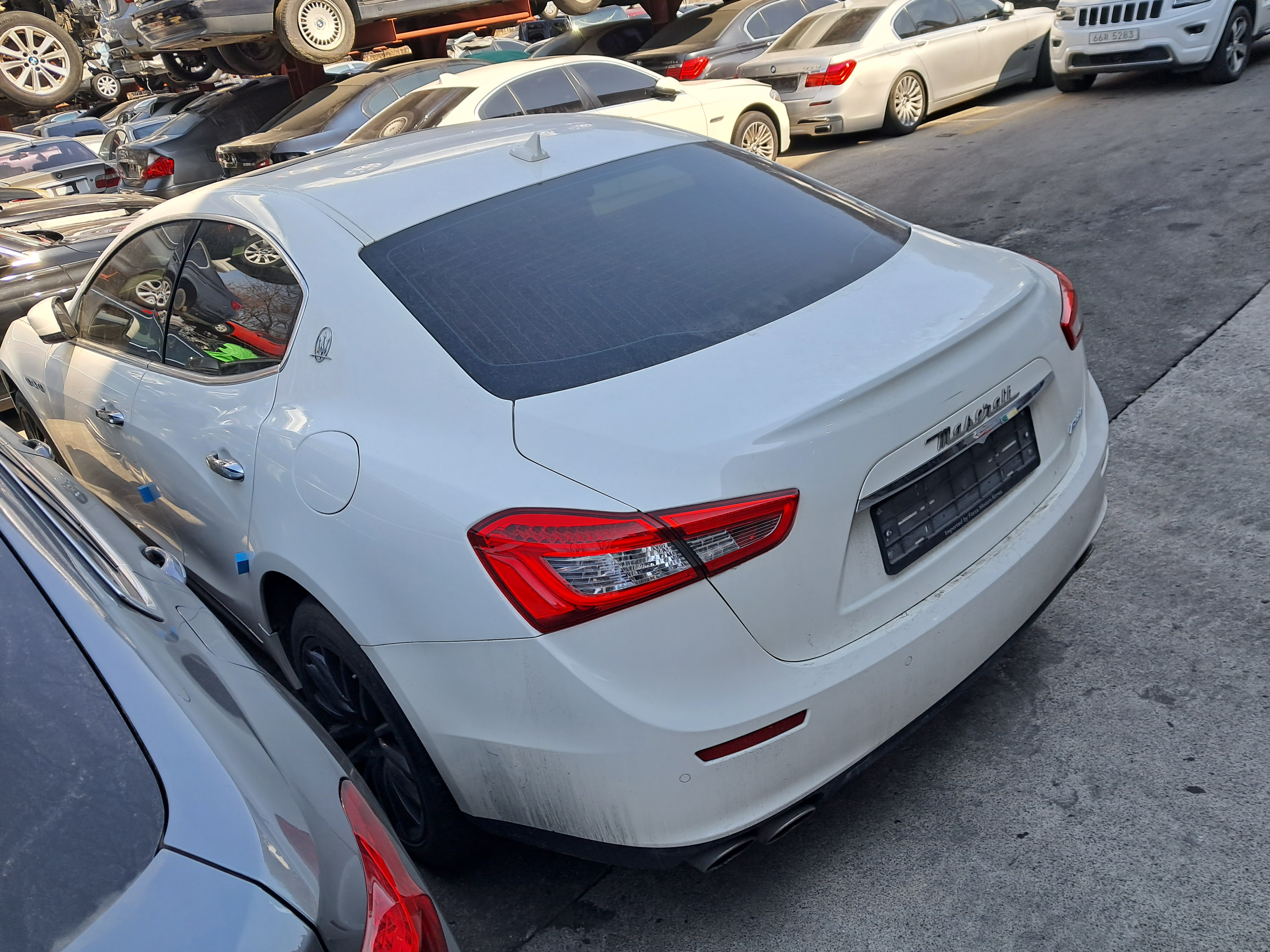 2016 Maserati Ghibli