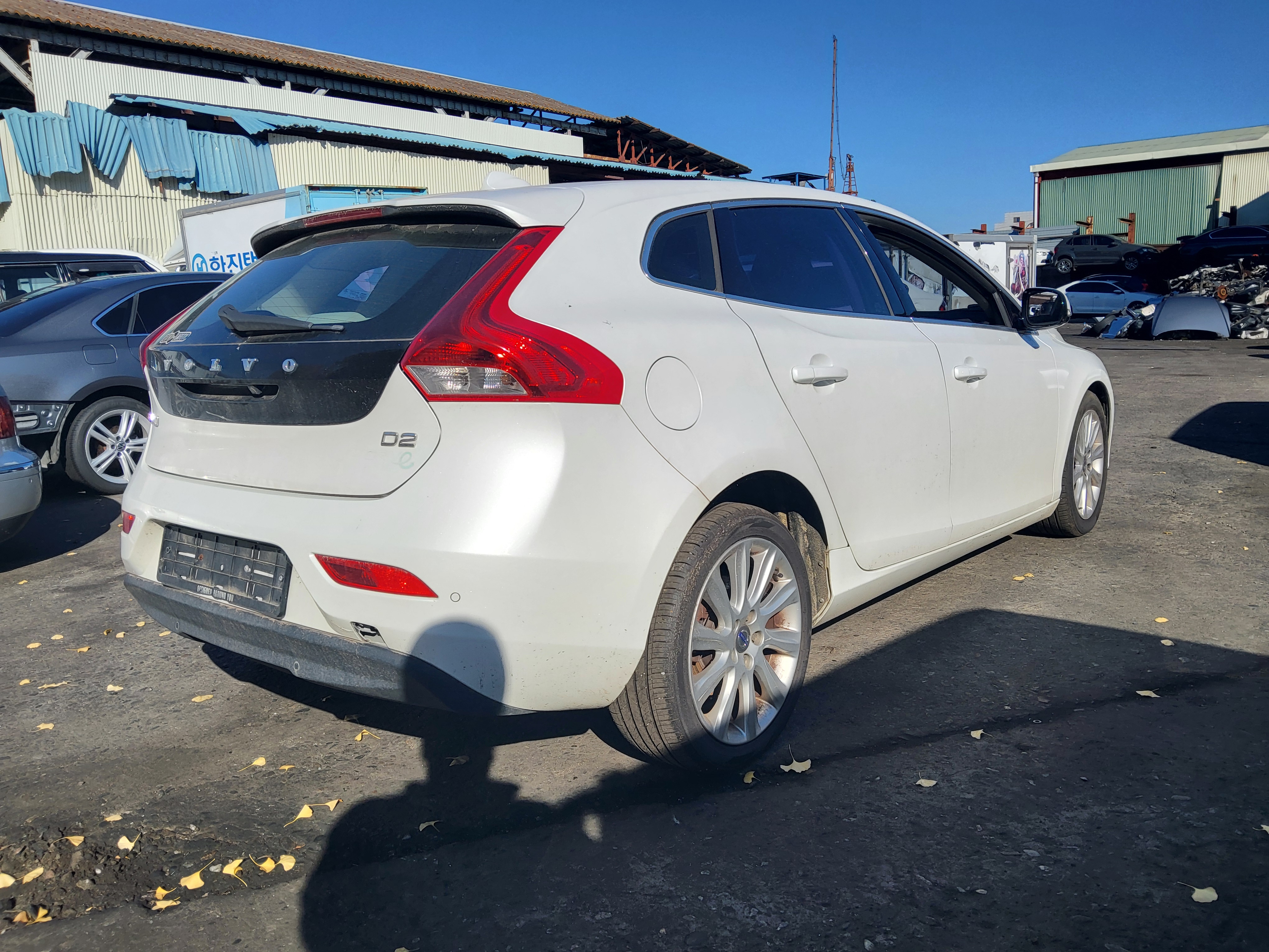 2015 Volvo V40
