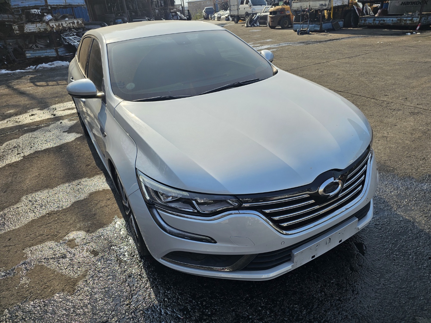 2017 Renault SM6