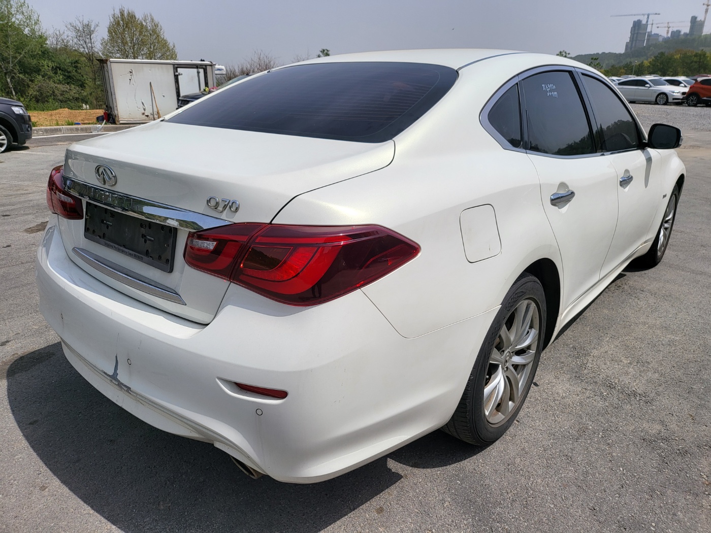 2015 Infiniti Q70