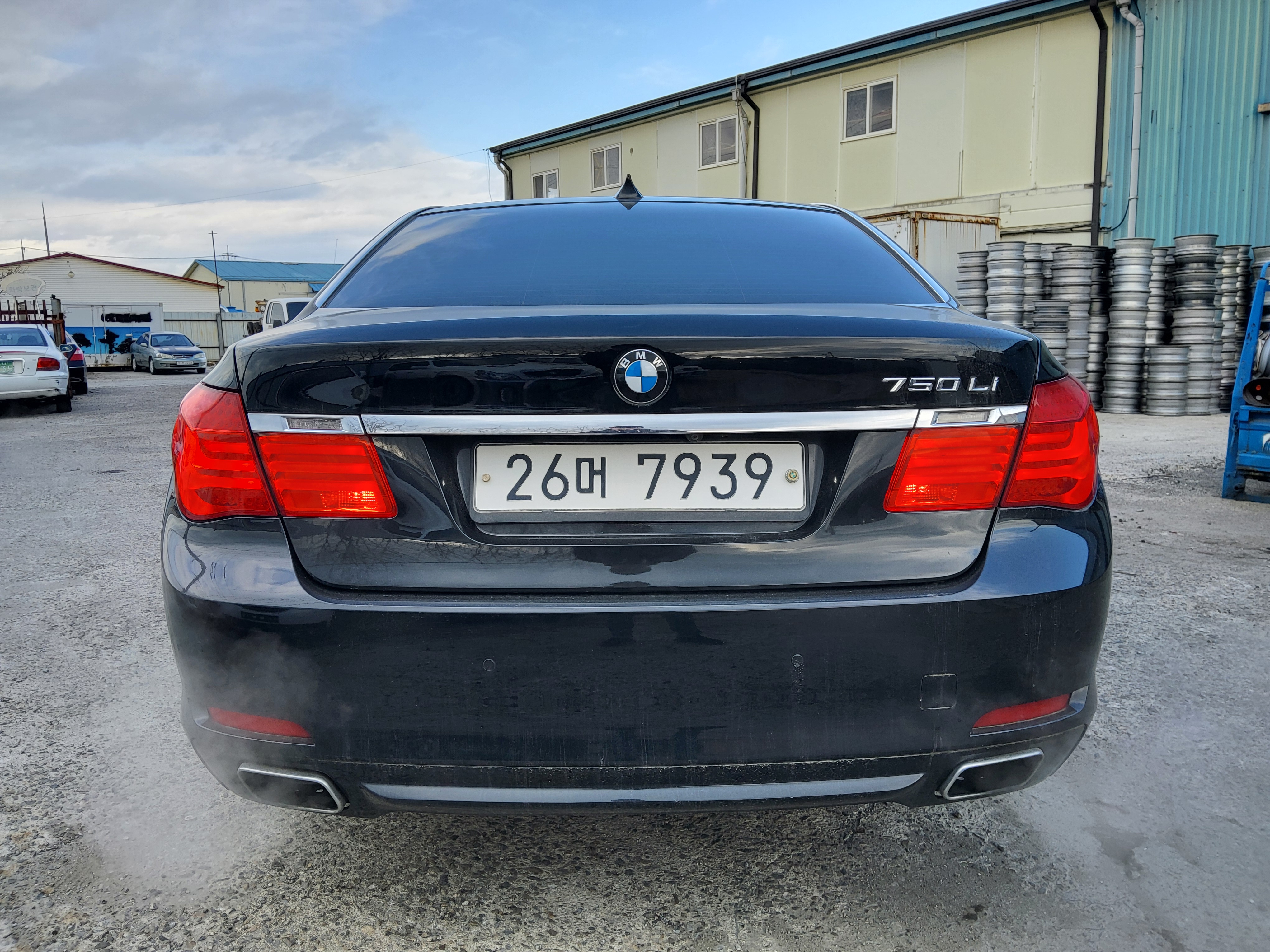2009 BMW 7 Series (F01)
