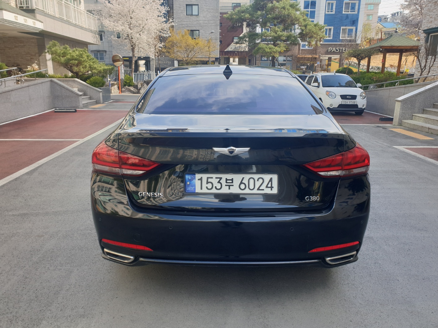 2016 Genesis DH