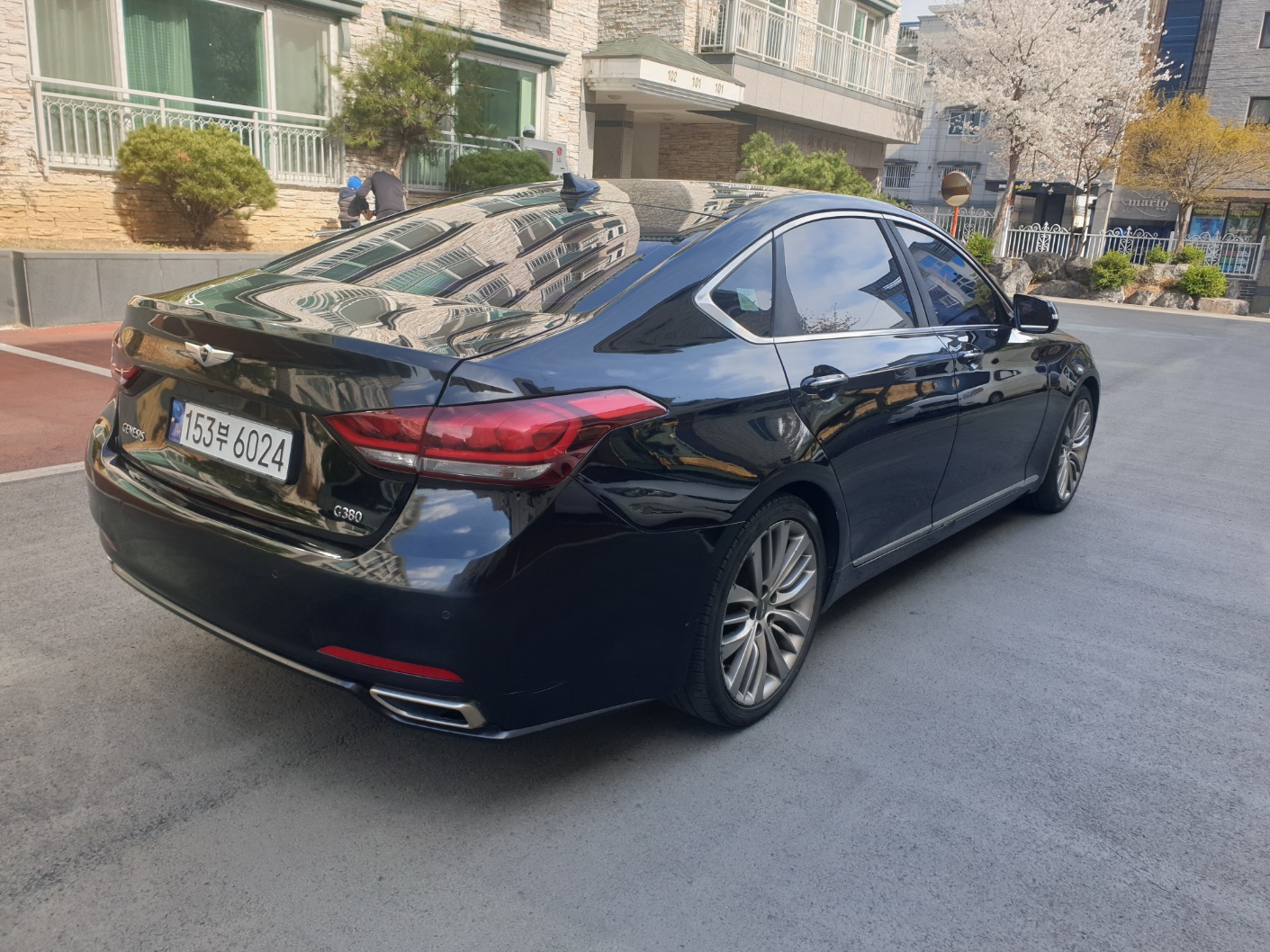 2016 Genesis DH
