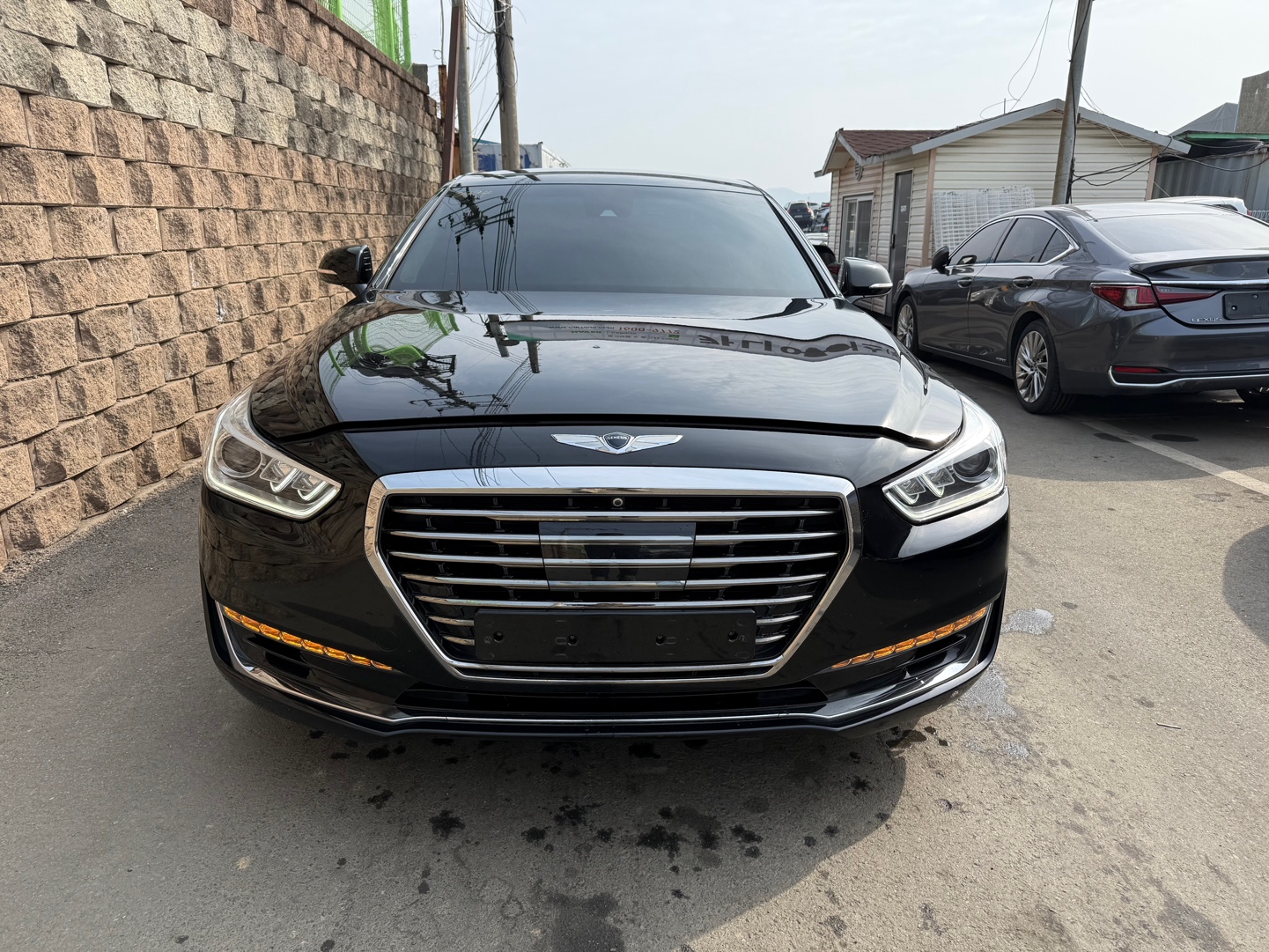 2016 Genesis EQ900