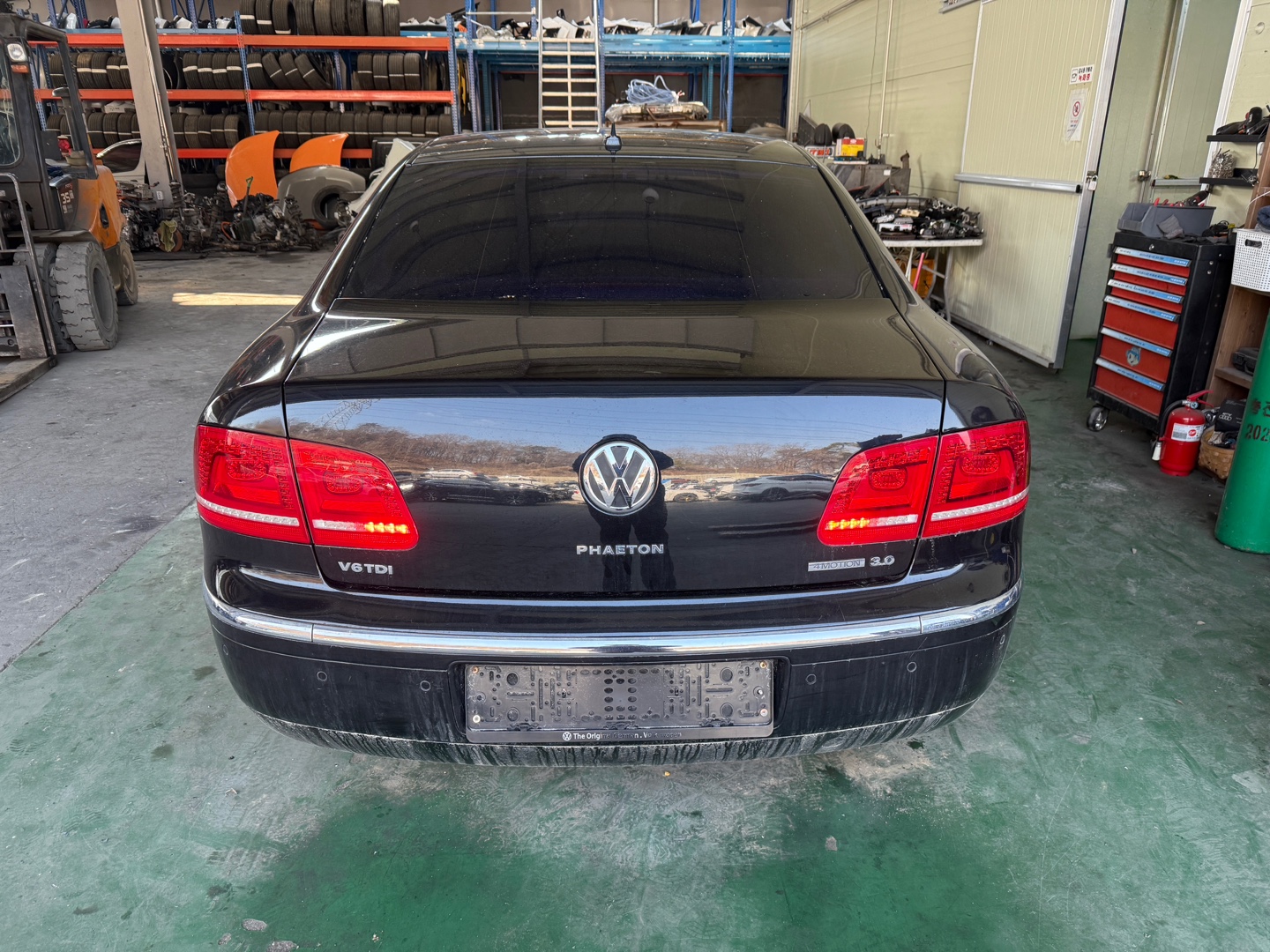 2011 Volkswagen Phaeton