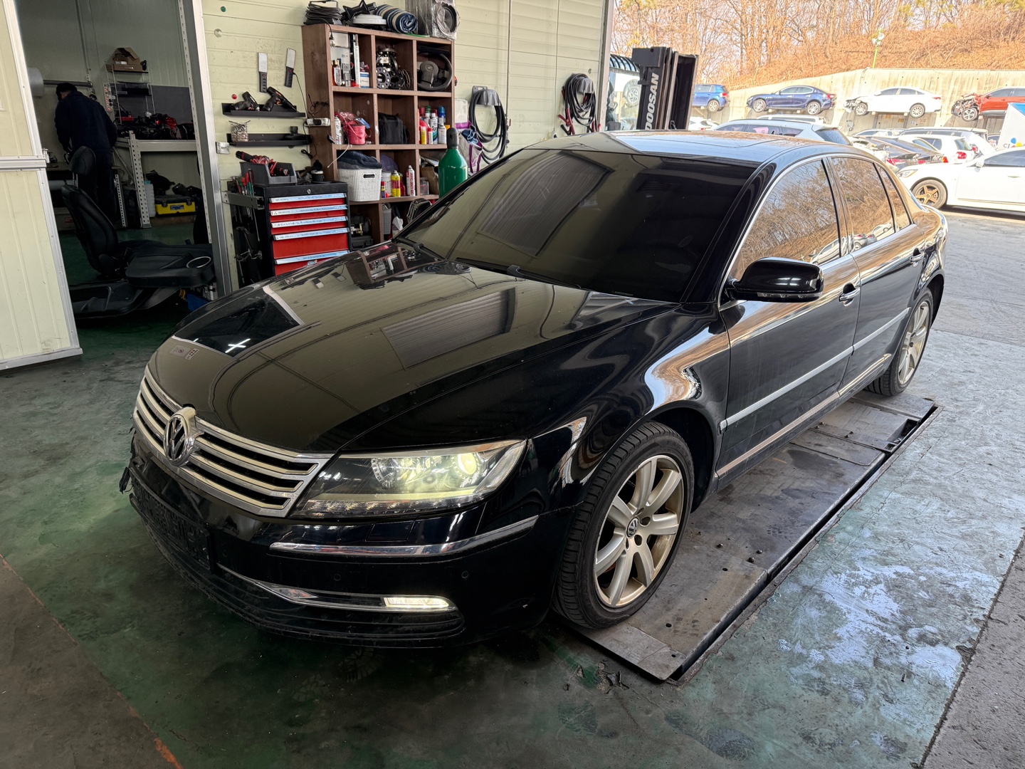 2011 Volkswagen Phaeton