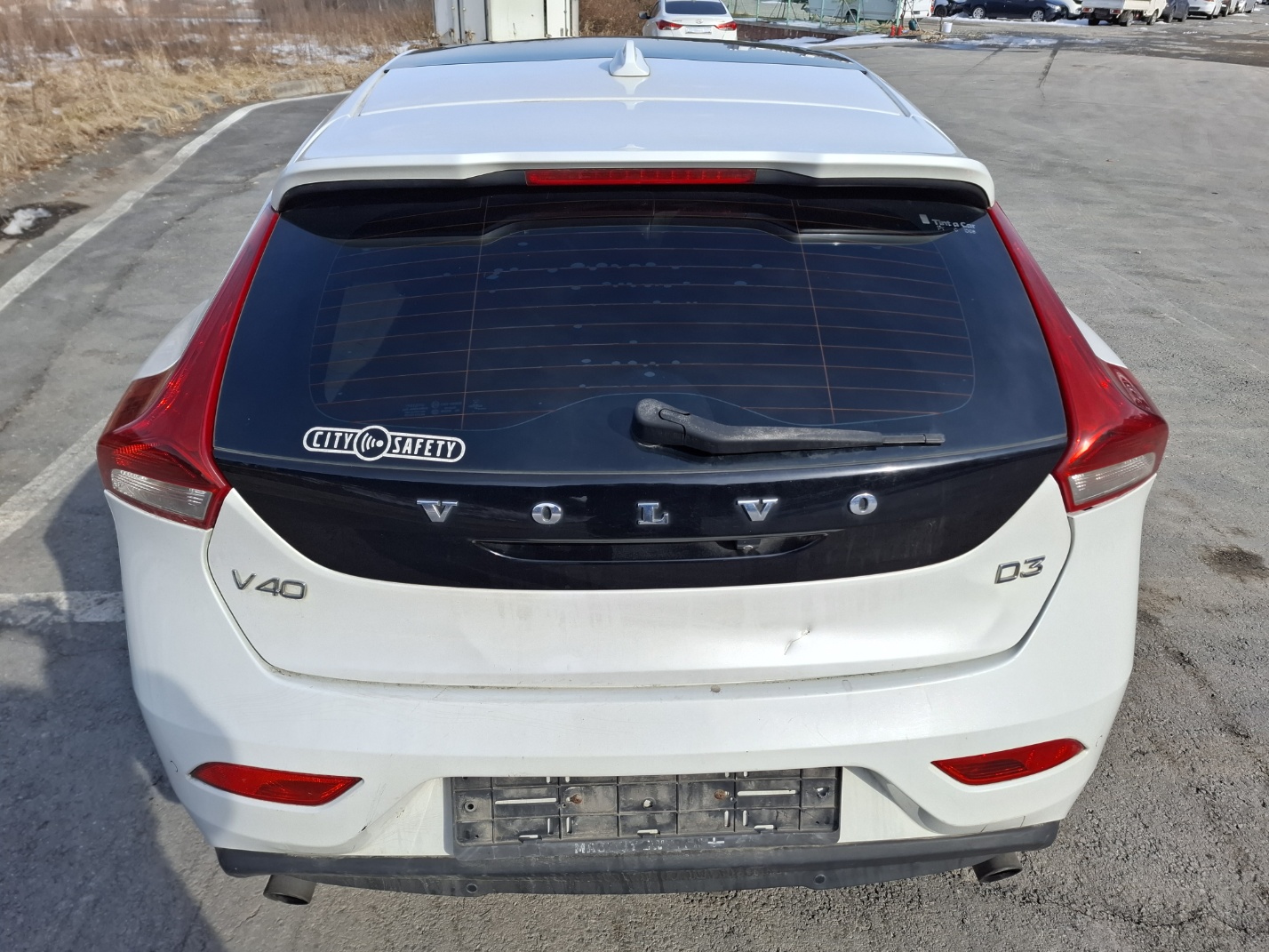 2016 Volvo V40