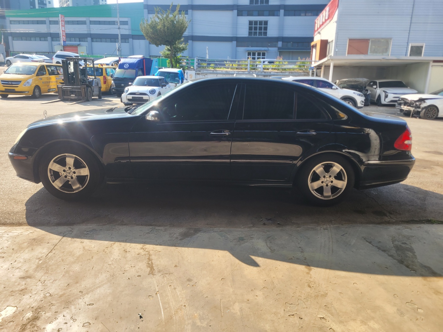 2003 Mercedes Benz E Class W211