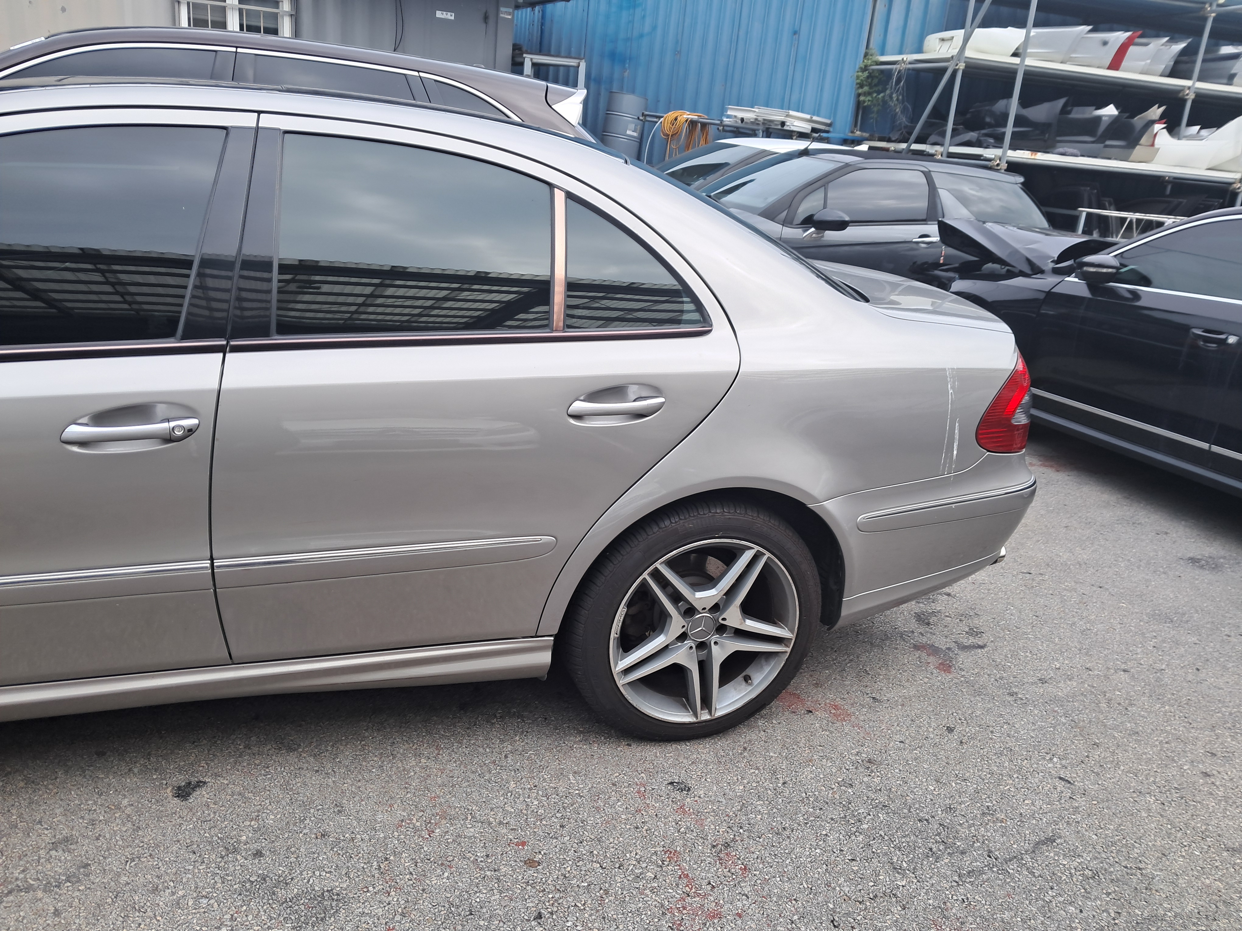 2004 Mercedes Benz E Class