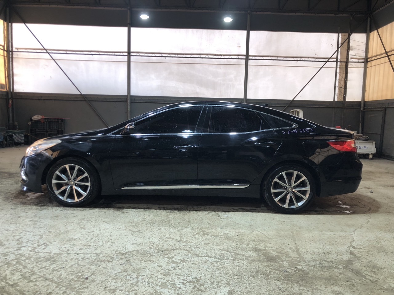 2016 Hyundai Grandeur HG