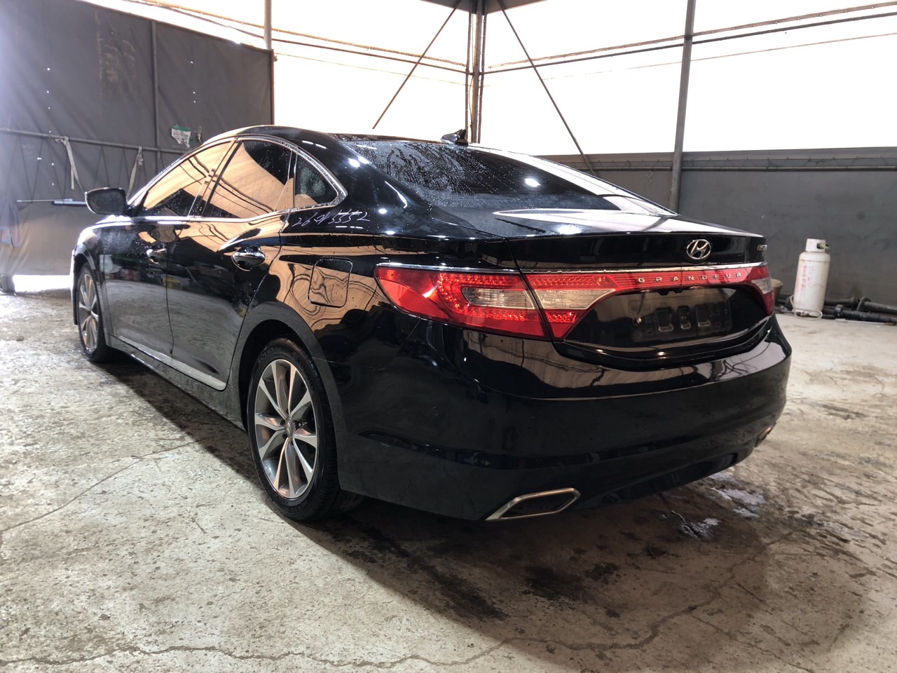2016 Hyundai Grandeur HG