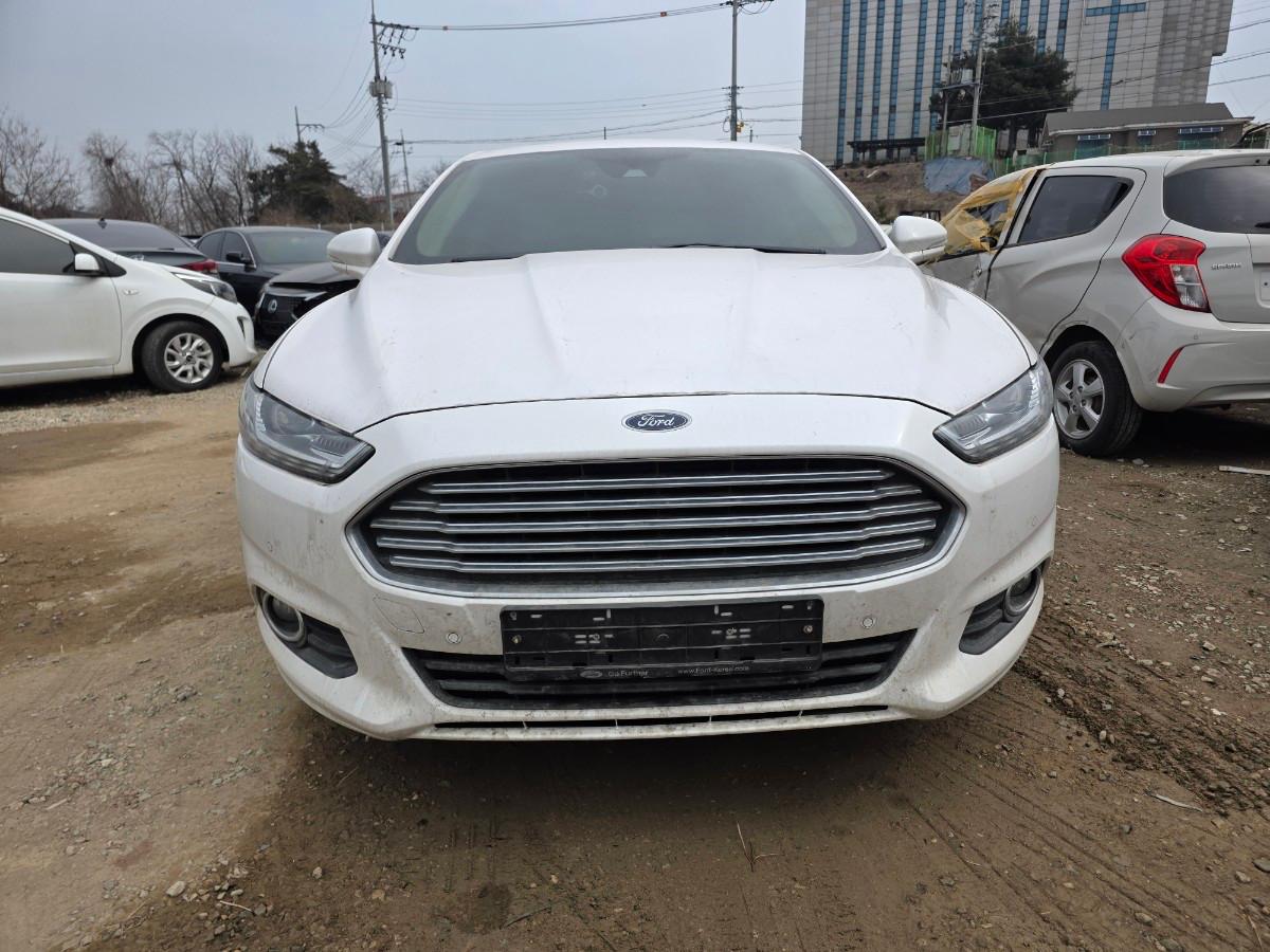 2015 Ford Mondeo