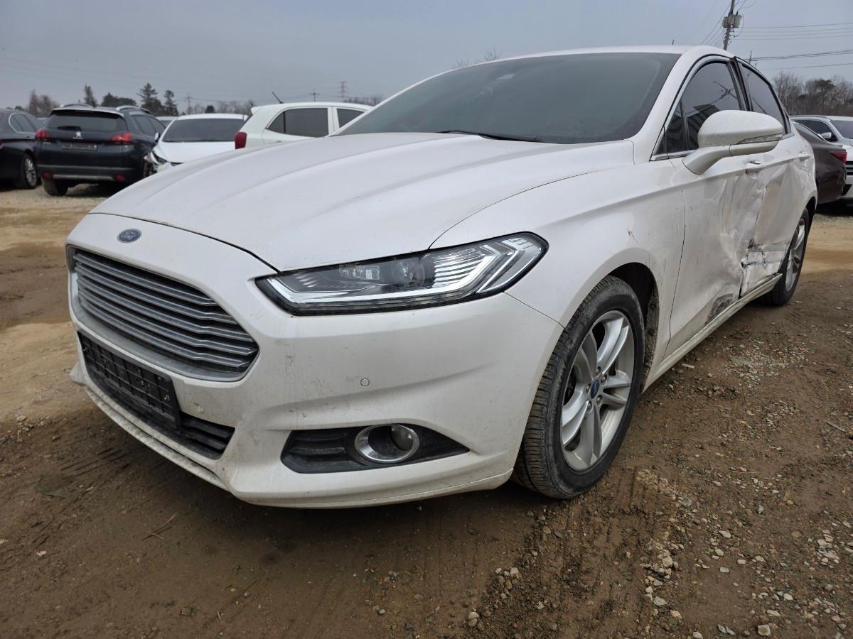 2015 Ford Mondeo
