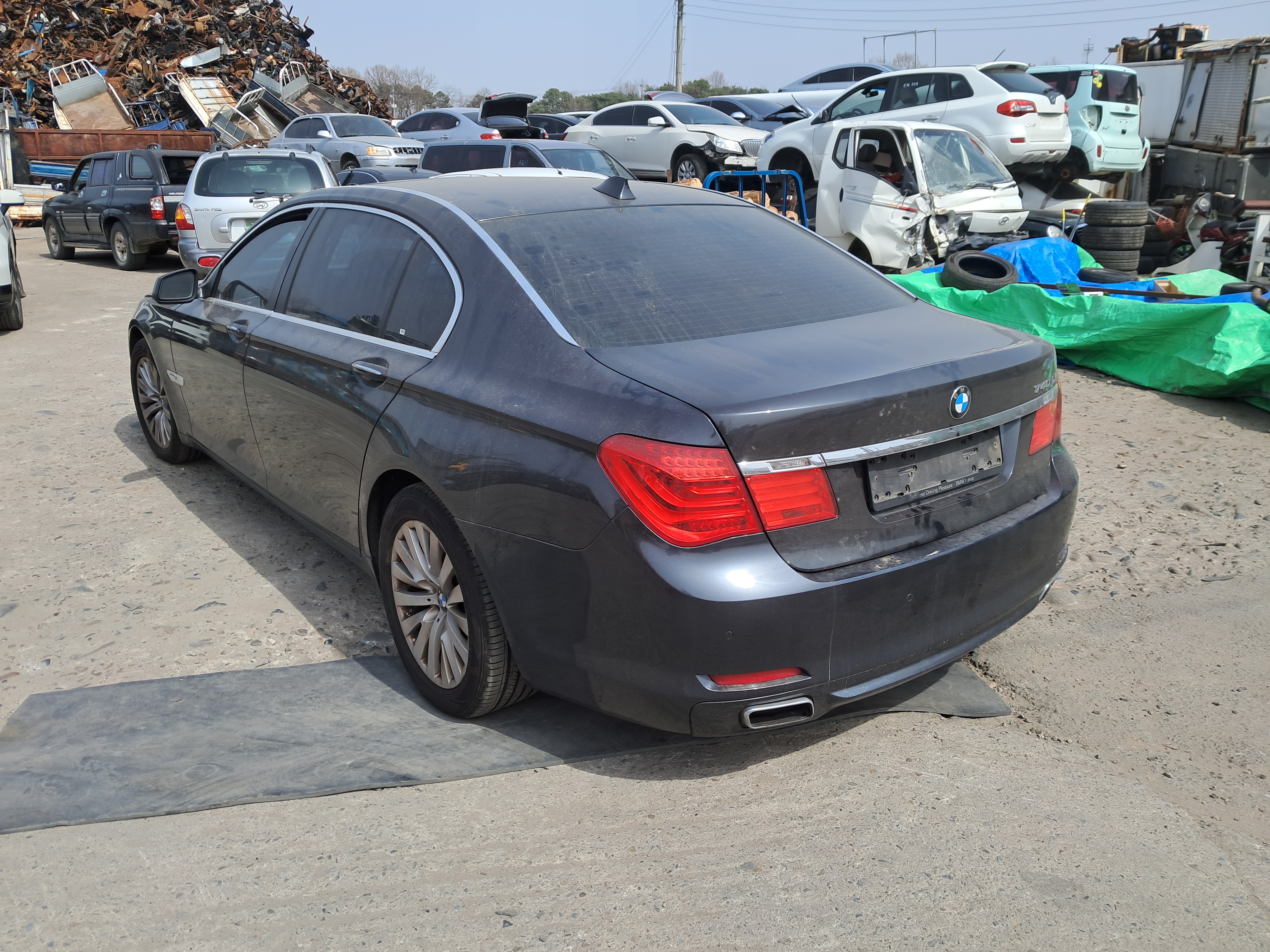 2009 BMW 7 Series (F01)