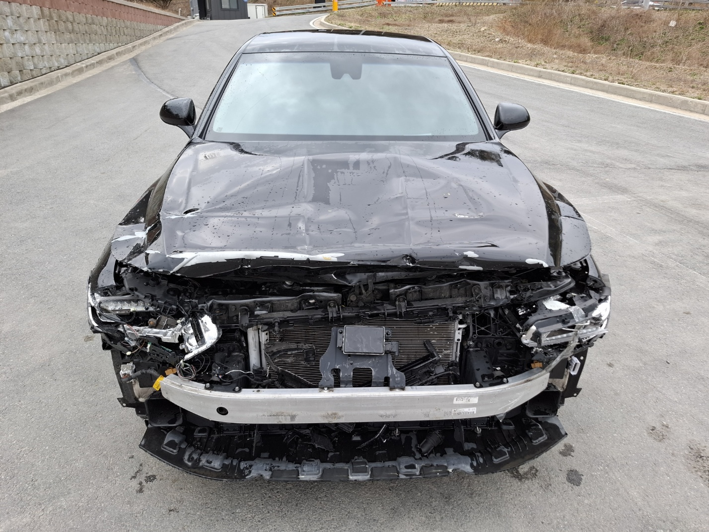 2019 Genesis G90