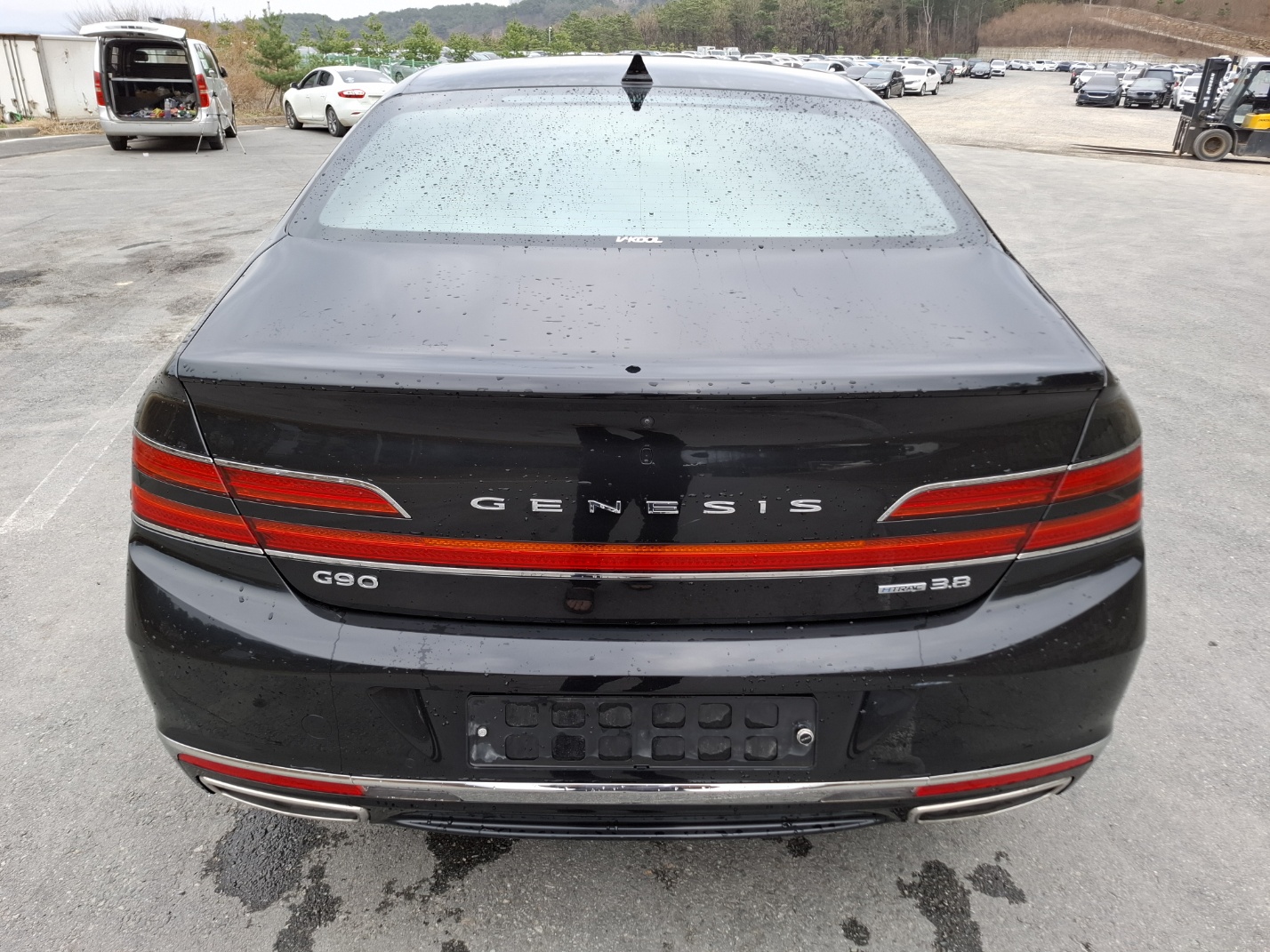 2019 Genesis G90